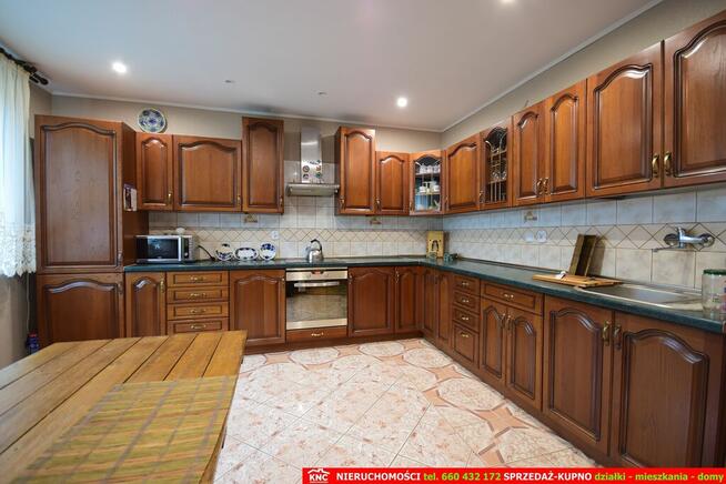 Atrakcyjny dom wolnostojący, blisko rzeka, las.