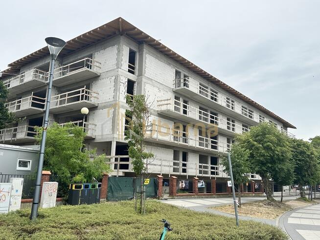 Apartamentowiec "Meduza - 76 lokali 100 m od morza