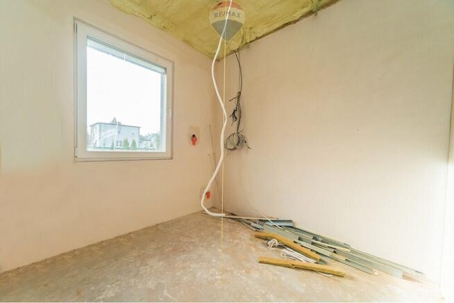 Dom po generalnej modernizacji, duża działka