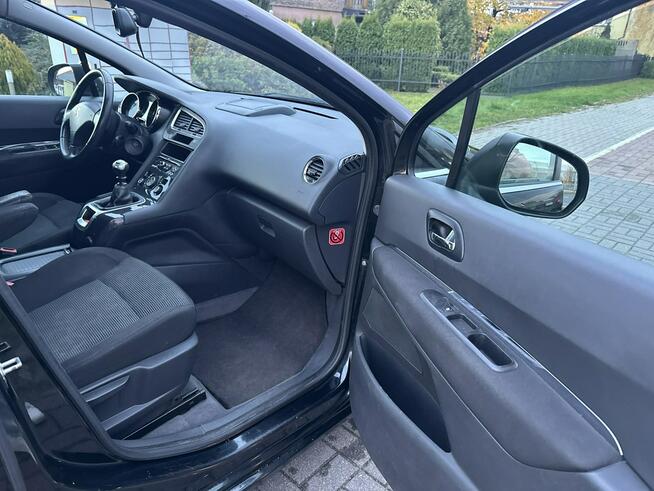 Peugeot 5008 2,0HDI 150 KM HAK NaviZadbanyClimatronik serwis DO TERAZ