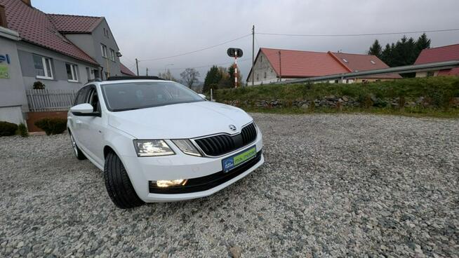 Škoda Octavia Panoramadach, wersja Clever