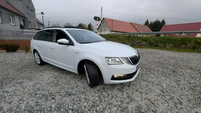 Škoda Octavia Panoramadach, wersja Clever