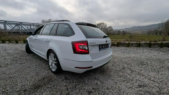 Škoda Octavia Panoramadach, wersja Clever