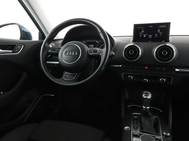 Audi A3 Ambition PHEV automat kamera grzane fotele LED tempomat climatronic