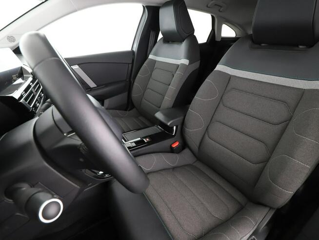 Citroen C4 full LED klima auto navi kamera i czujniki parkowania