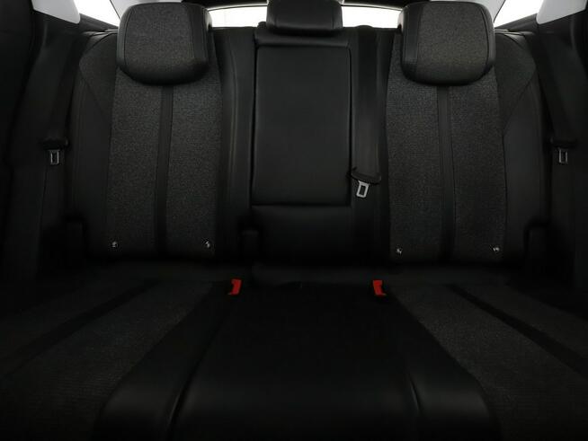 Peugeot 3008 automat navi virtual cocpit półskóra klima auto kamera i czujniki park