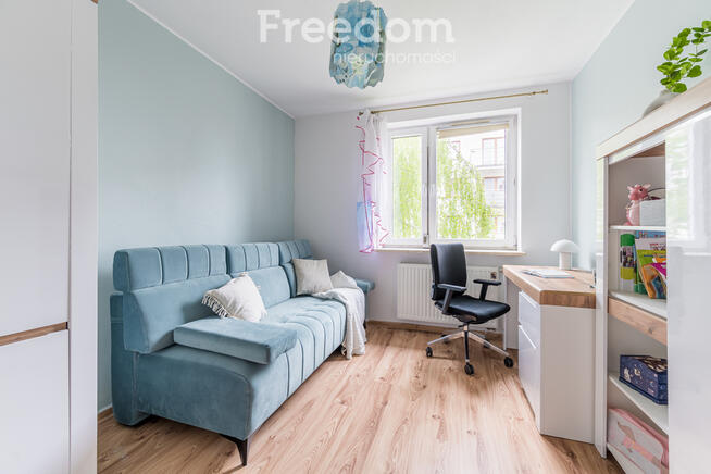 Okazja 3-pokoje W-wa miejsce w garażu GRATIS