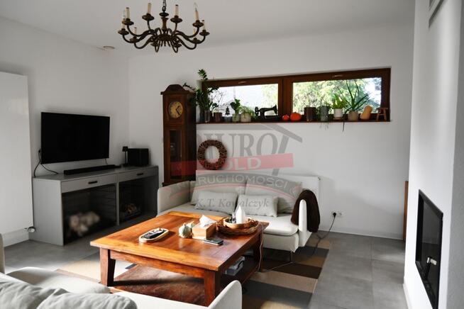 Chrząstowice - Przestronny dom z pięknym ogrodem