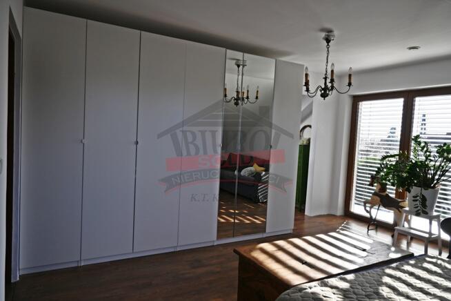 Chrząstowice - Przestronny dom z pięknym ogrodem