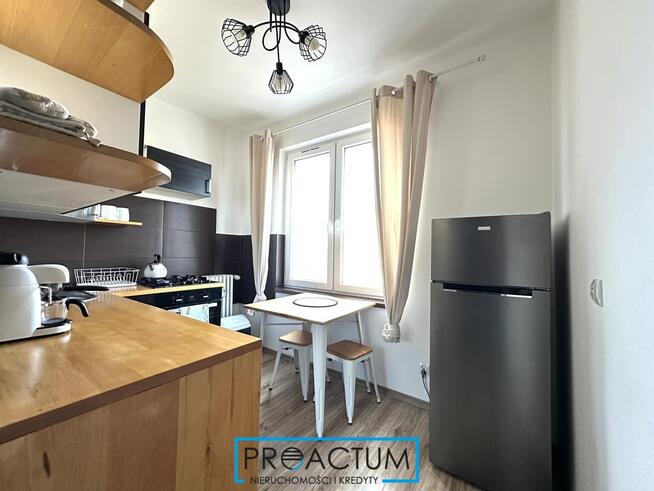 2 osobne pokoje, balkon, oddzielna kuchnia!