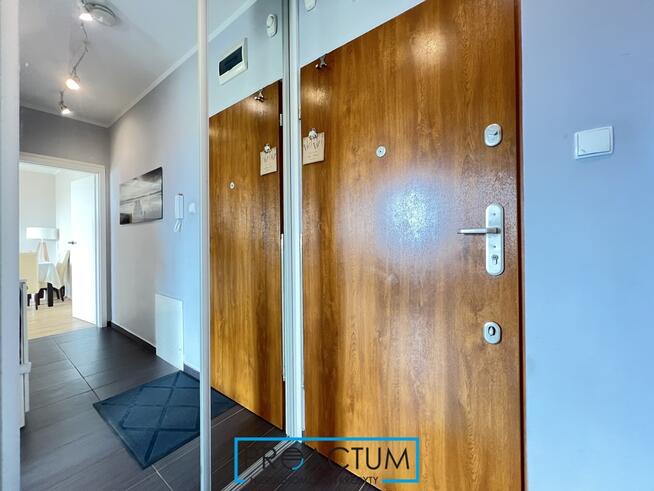 Słoneczne 2-pok. - balkon - centrum - winda