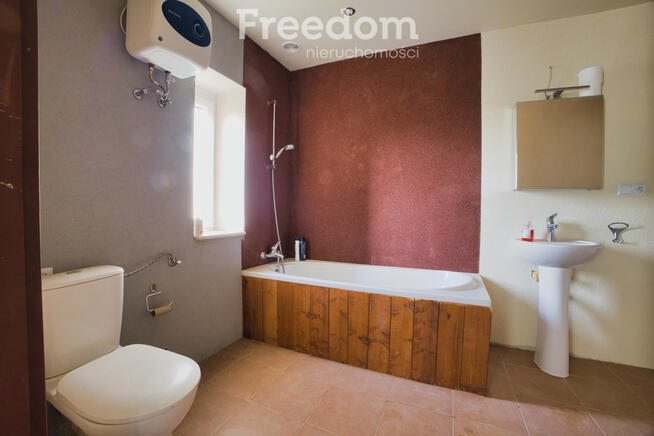 Dom w Złotowie z działką 0,89 ha