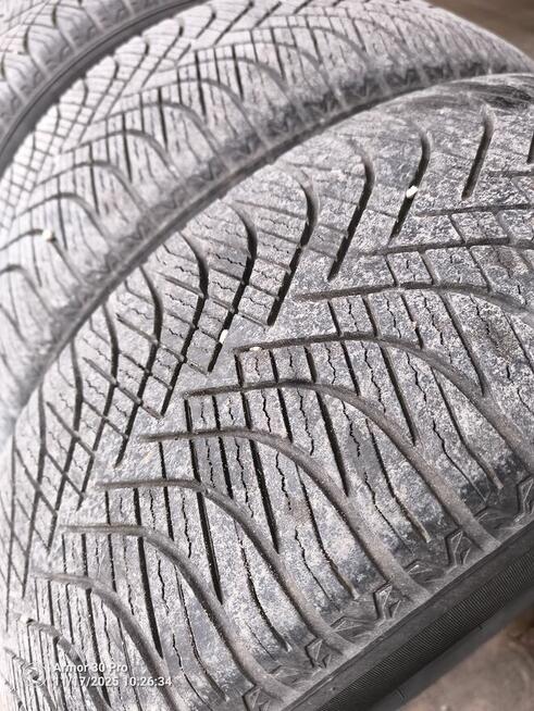 Sprzedam Opony WIELOSEZONOWE 235/55/R19 Goodride Z401 4szt