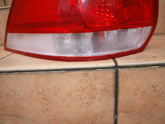 VW Golf 6 Kombi lampa lewa tył 2008 - 2013r (europa)
