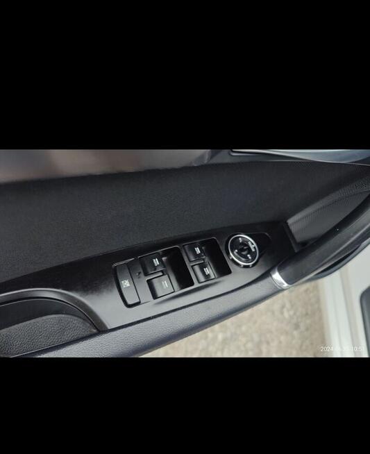 Hyundai i40 kombi 1.6 benzyna garażowany