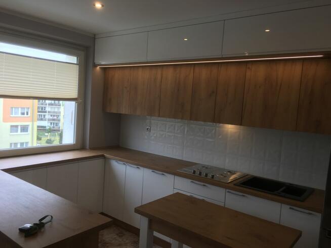 Meble kuchenne i szafy przesuwne na wymiar od projektu do mo