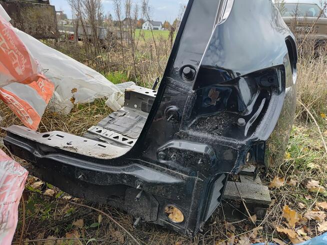 BMW Seria 1 F40 z 2023r. Ćwiartka tył prawy