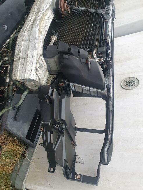 Pas przedni Audi A8 D3 4.2 bfm kompletny chłodnice całość