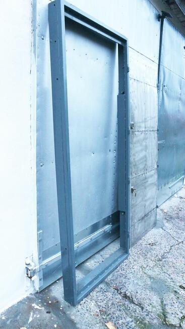 Drzwi metalowe z framugą do domu, piwnicy, garażu