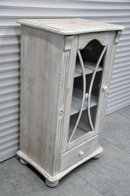 witryna z drewna sosnowego - jak nowa