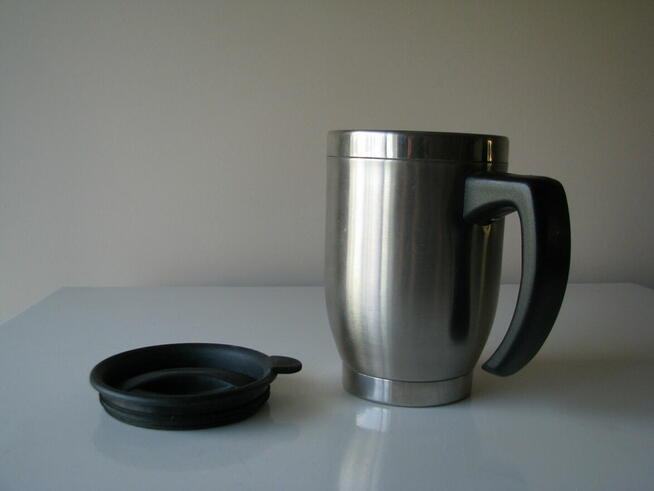 Stalowy kubek termiczny Termite z pokrywką