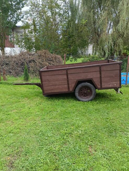 Przyczepa dwukołowa do ciągnika