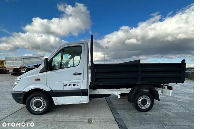 SAMOCHÓD CIĘŻAROWY MERCEDES SPRINTER 311 CDI