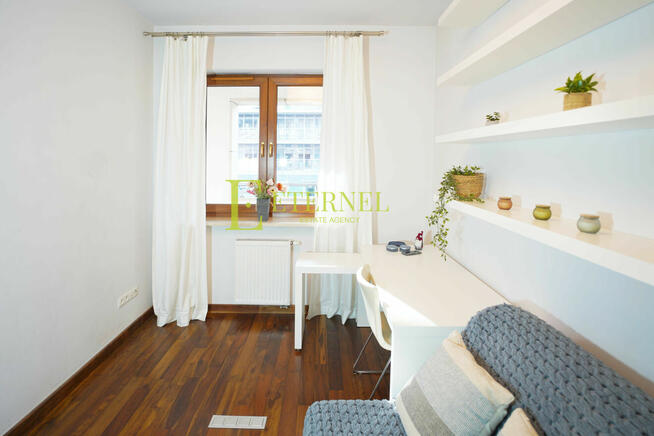 3-pokojowe mieszkanie 70m2 z klimatyzacją, 2 balkony