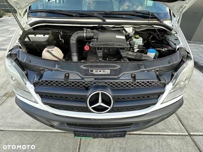SAMOCHÓD CIĘŻAROWY MERCEDES SPRINTER 311 CDI