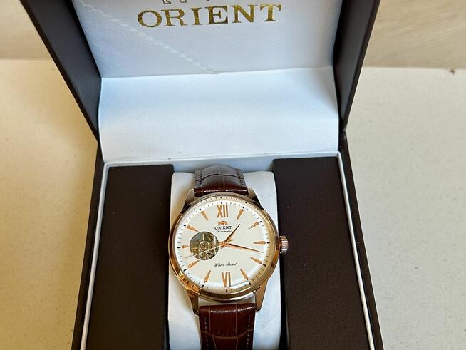 Zegarek mechaniczny manualno-automatyczny