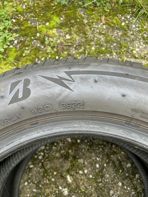 Opony zimowe Bridgestone 180/65/15 para