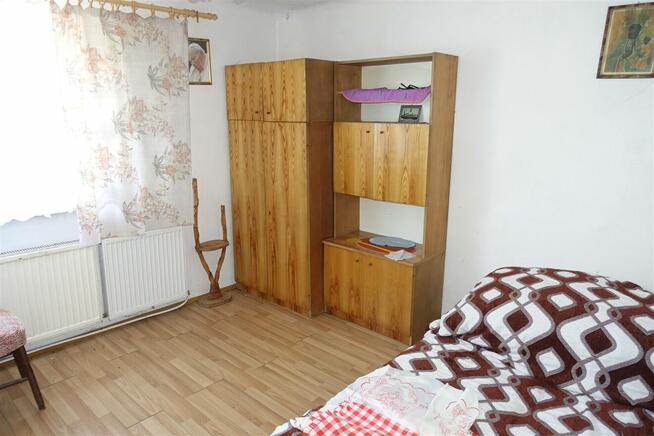 Dom wolnostojący z lat 60-tych, do generalnego remontu!!!