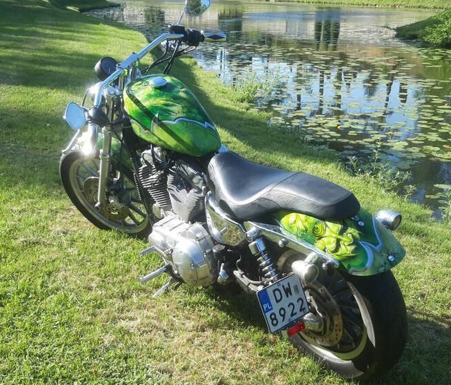 Harley Sportster 883