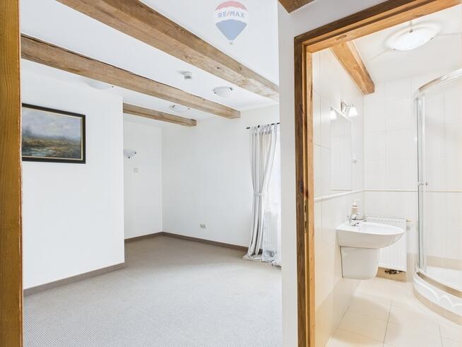 Odrestaurowana kamienica w Gniewie.