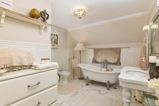 Dom Częstochowa Lisiniec, Łużycka