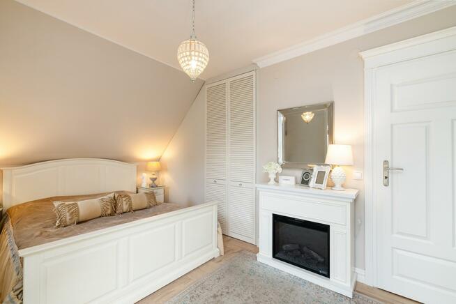 Dom Częstochowa Lisiniec, Łużycka