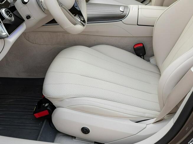 Mercedes E 220 E220d 4MATIC Avantgarde Szklany Dach Ambient Elektr.f i kier Salon PL