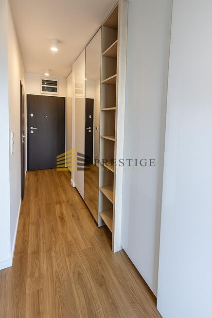 Kameralne mieszkanie na Chłodnej na sprzedaż