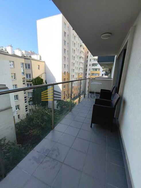 Kameralne mieszkanie na Chłodnej na sprzedaż