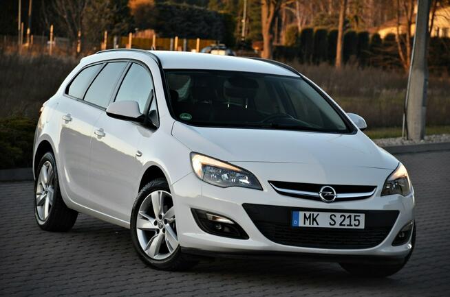 Opel Astra 1,4Turbo*140KM*Lift*Navi**Kamera*Niemcy