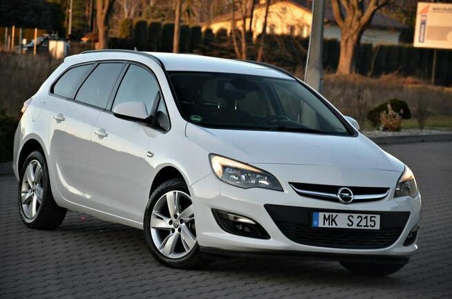 Opel Astra 1,4Turbo*140KM*Lift*Navi**Kamera*Niemcy