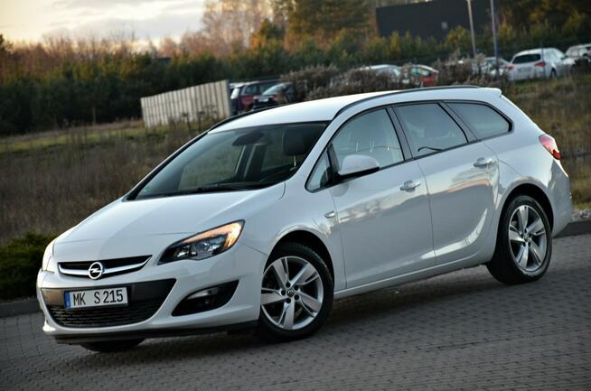Opel Astra 1,4Turbo*140KM*Lift*Navi**Kamera*Niemcy