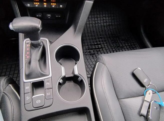 Kia Sportage Bogata wersja wyposażenia, Salonowy, Bardzo zadbany, serwis ASO