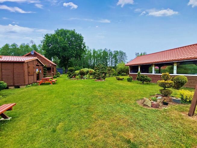 działka 4221m + 10 domków + budynek własciciela i inne