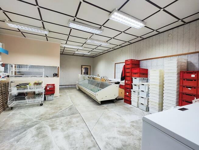 Hala/magazyn usługowa + dom jednorodzinny