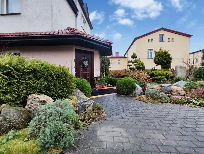 Hala/magazyn usługowa + dom jednorodzinny