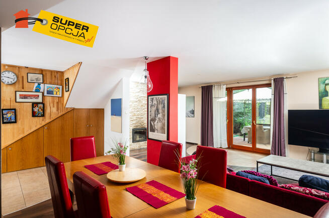 Dom Rząska gm. Zabierzów, Półkole