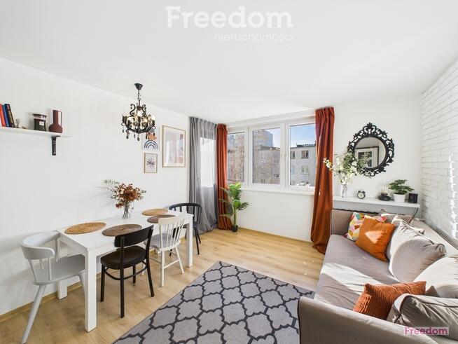 Dwustronne 3 pokoje z loggią – pełne wyposażenie