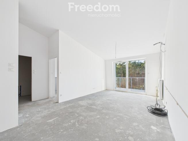 Parter z ogródkiem przy lesie – MOMENT