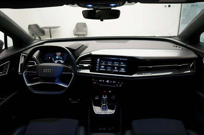 Audi Q4 45 265KM Quattro Advanced Virtual Led TempomatACC